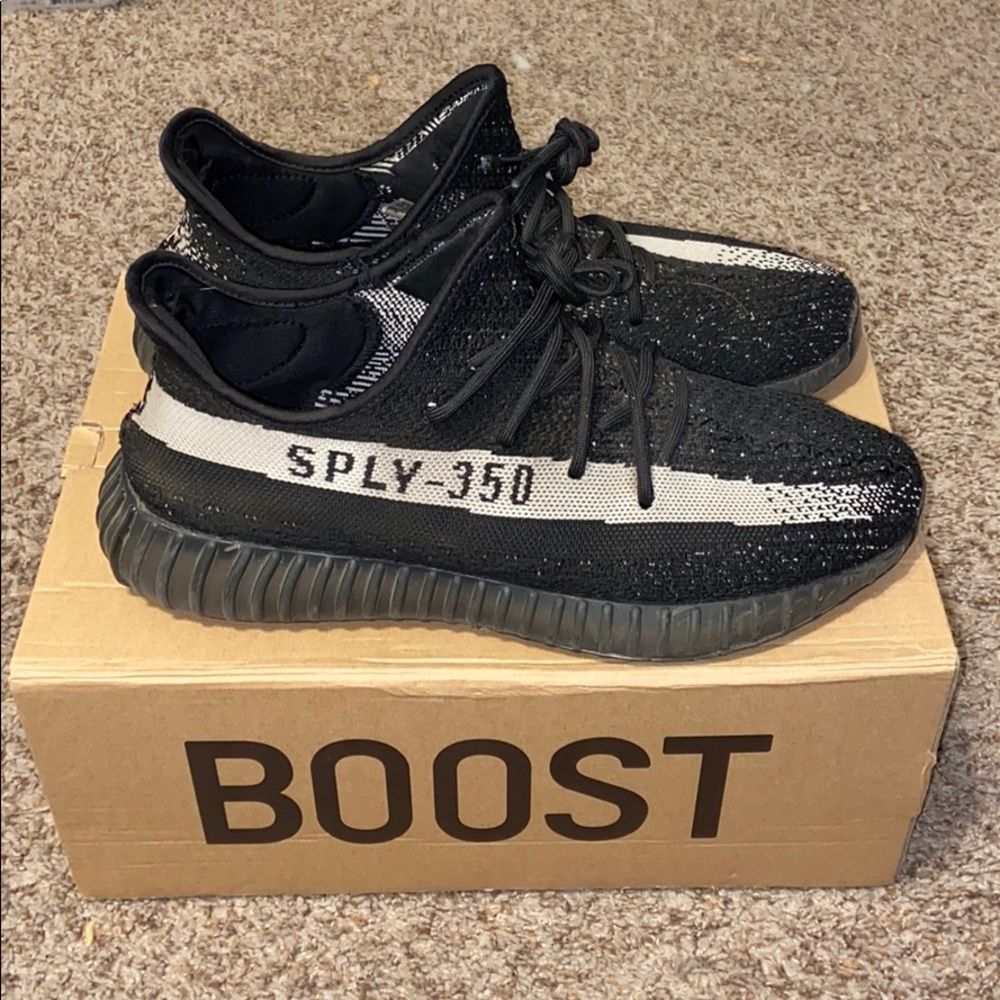 Adidas Yeezy 350 V2 Oreo